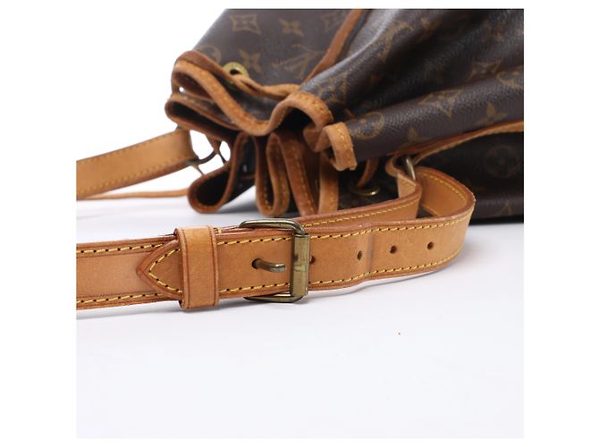 Borsa a tracolla Louis Vuitton Noe Monogram Canvas in Brown M42224 Marrone - vista 11