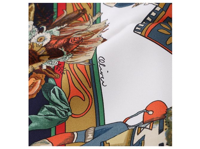 Hermès Carré 90 "Kachinas" Seidentuch in Navy Blue Marineblau - Ansicht 6