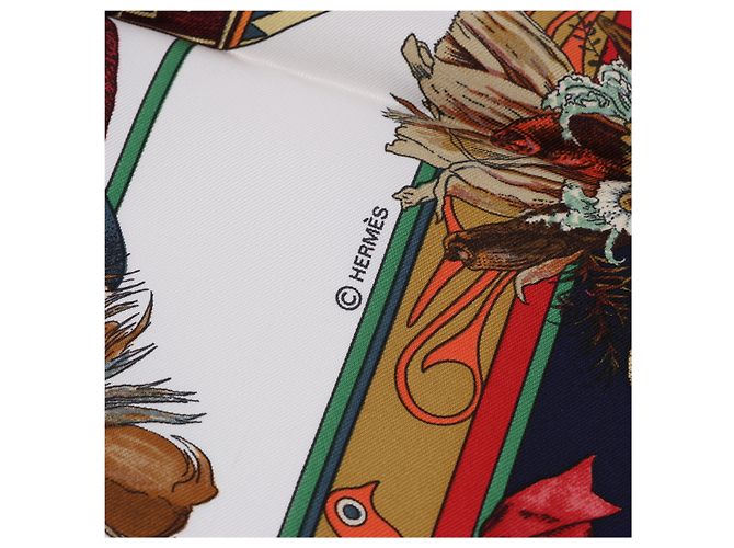 Hermès Carré 90 "Kachinas" Seidentuch in Navy Blue Marineblau - Ansicht 8