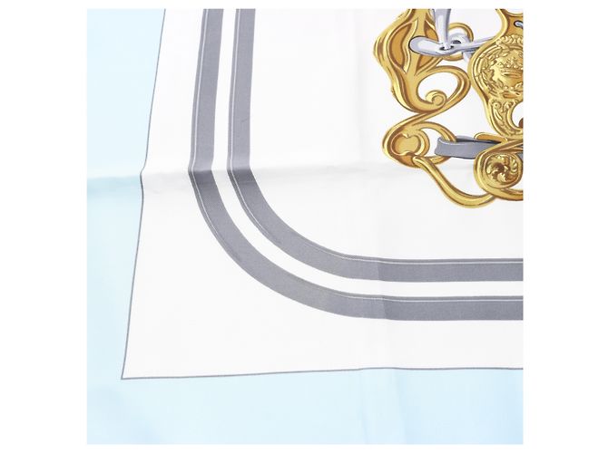 Hermès Carré 90 "BRIDES de GALA" Seidentuch in Blau - Ansicht 9