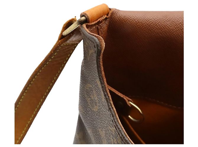 Borsa a tracolla Louis Vuitton Monogram Musette Marrone Bianco Monogramma - vista 7