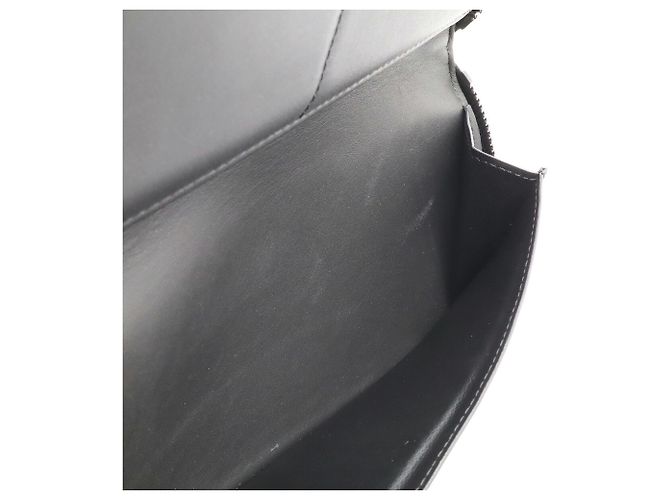 Cartera Zippy Monogram Taurillon Louis Vuitton Negro - vista 7