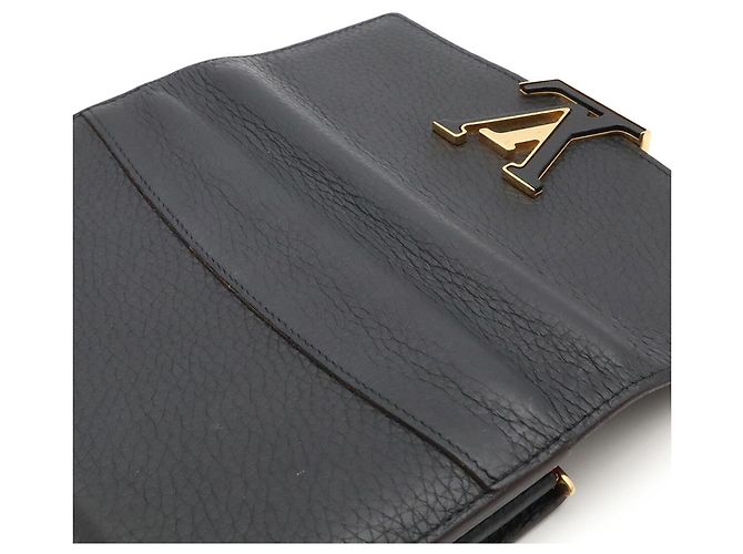 Louis Vuitton Portefeuille Capucines Bi-Fold Long Wallet Nero Fuschia - vista 6
