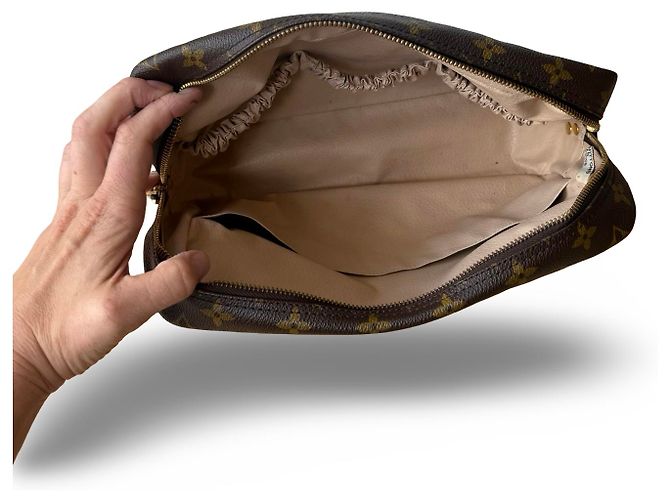 Clutch Louis Vuitton - vista 5