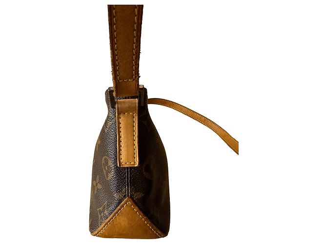 Louis Vuitton Trotteur Marrone - vista 3