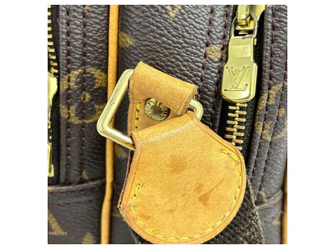 Borsa a tracolla Louis Vuitton Reporter PM in pelle Monogram marrone - vista 15