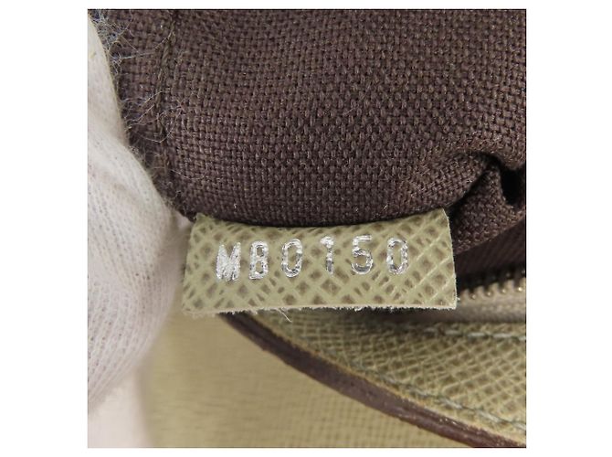 Borsa a tracolla Louis Vuitton Sasha Grigio - vista 28