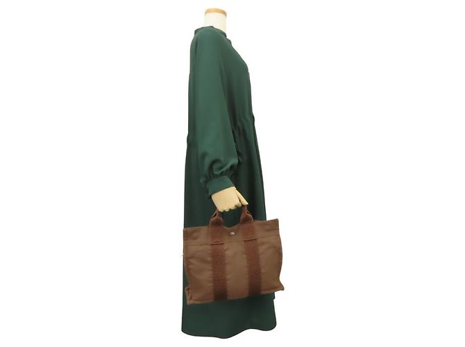 Hermès Hermes Herline PM Canvas Tote Bag in Braun - Ansicht 25