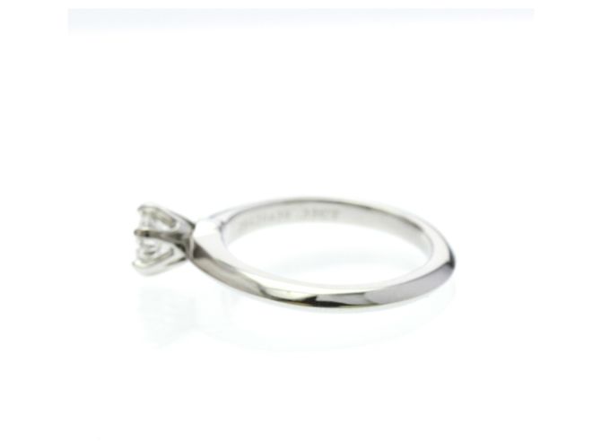 Tiffany & Co Tiffany Solitär-Diamantring aus Platin Silber - Ansicht 2