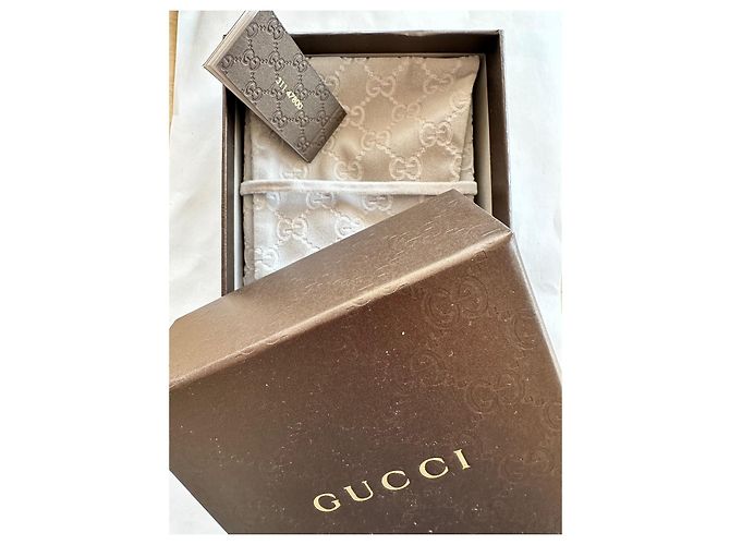 Orecchini a cerchio Gucci con ciondoli in legno Marrone D'oro - vista 2