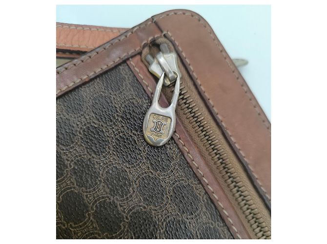 Pouch Céline Maclen in tela rivestita e pelle Marrone - vista 10