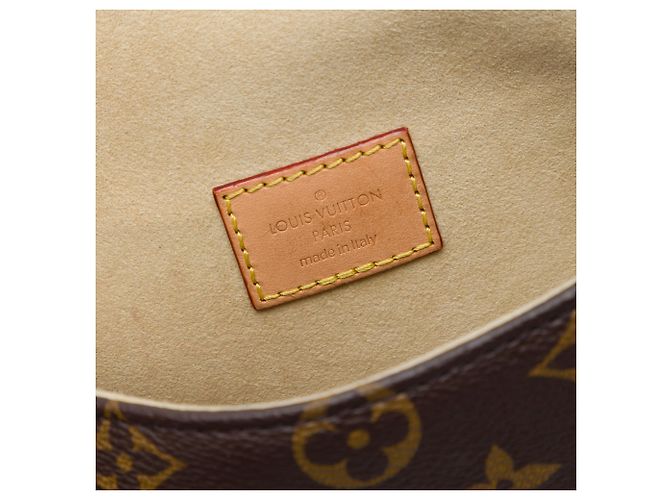 Borsa Saumur BB Monogram Louis Vuitton Marrone - vista 5