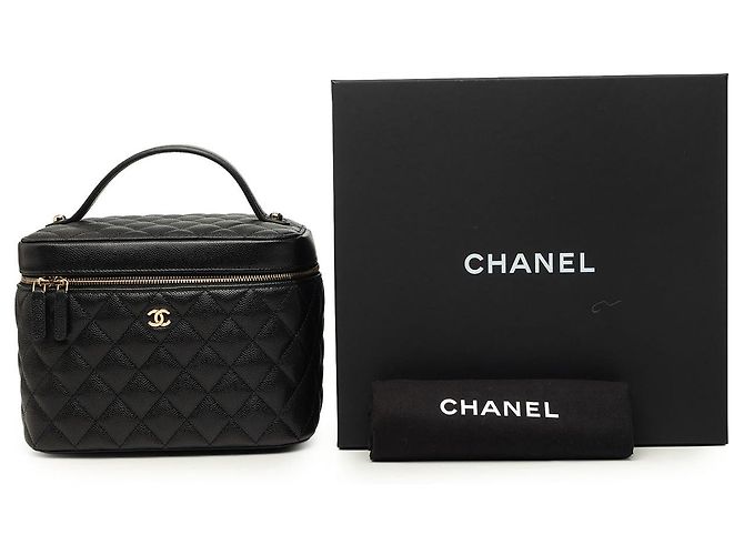 Vanity Estojo de Maquilhagem Chanel Medium CC Quilted Caviar Preto - vista 8