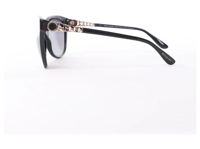 Bulgari Occhiali da sole Bvlgari BV8158 in nero - vista 3