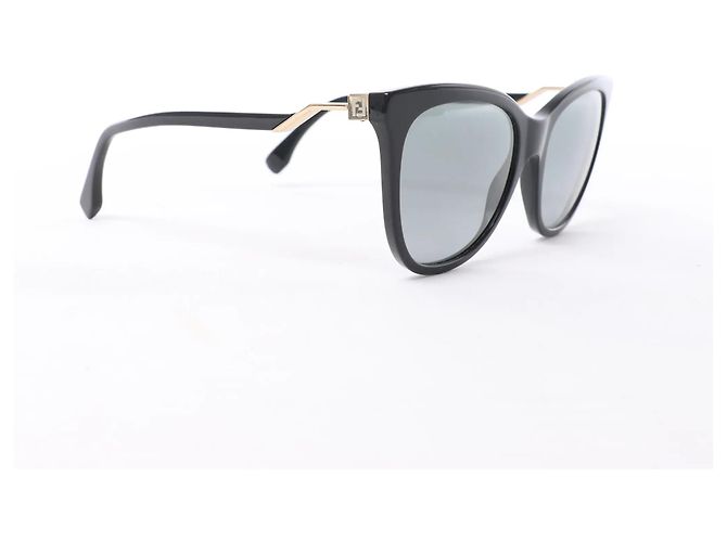 Fendi Zucca FF Logo Wayfarer Sonnenbrille in Schwarz - Ansicht 3