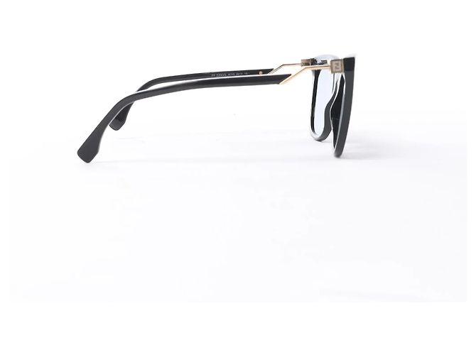 Fendi Zucca FF Logo Wayfarer Sonnenbrille in Schwarz - Ansicht 6