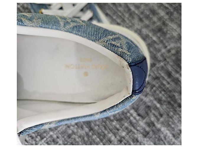 Baskets Louis Vuitton Monogram Denim Blanc Bleu - vue 11