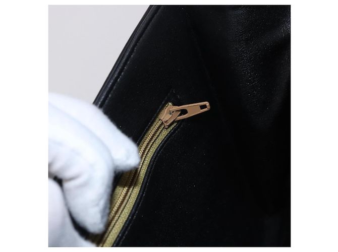 Christian Dior Shoulder Bag Leather Black Gold Tone - vista 23