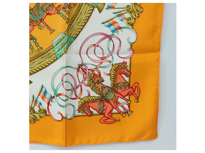 Hermès HERMES Carre 90 Scarf Silk  LUNA ARK  Orange White - vista 10