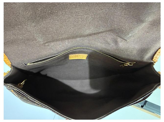 Borsa Louis Vuitton Menilmontant PM Logo Monogram Brown Marrone Monogramma - vista 11