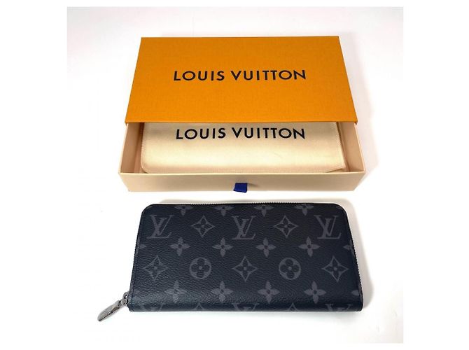 Louis Vuitton Monogram Eclipse Bi-Fold Wallet Black - view 8