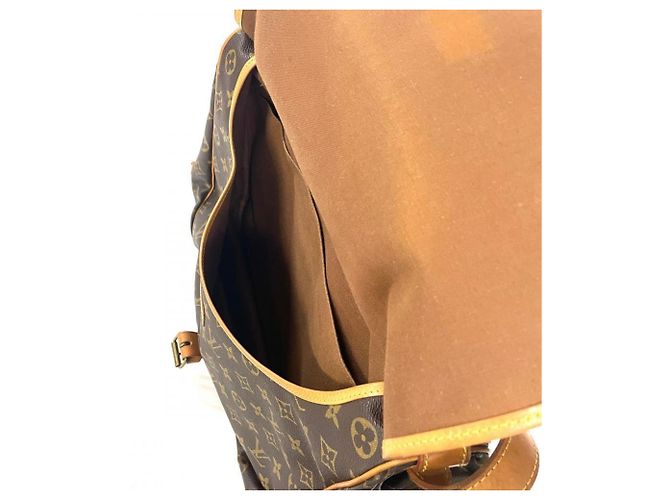Bolsa de Ombro Louis Vuitton Saumur 30 Marrom - vista 5