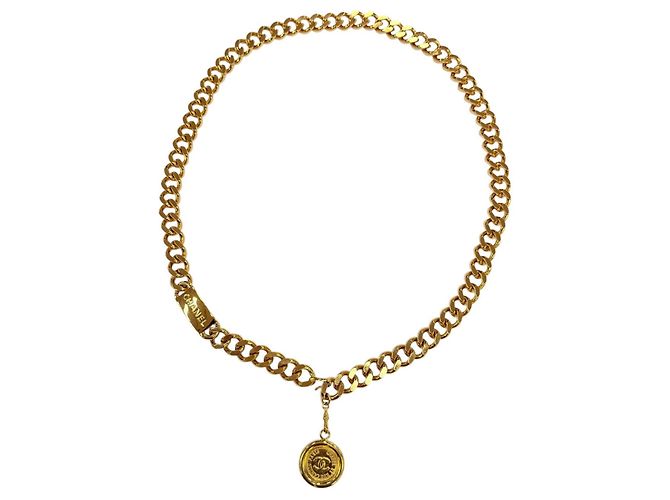 Chanel Vintage 93A Münzkettengürtel mit Metall-Logo-Plakette und Coco-Markierung Golden - Ansicht 4
