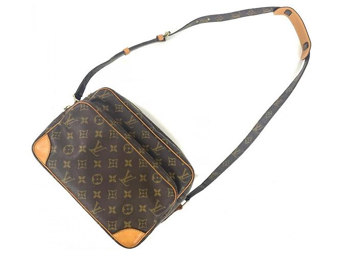 Bolso de hombro Louis Vuitton Nile Castaño - vista 5