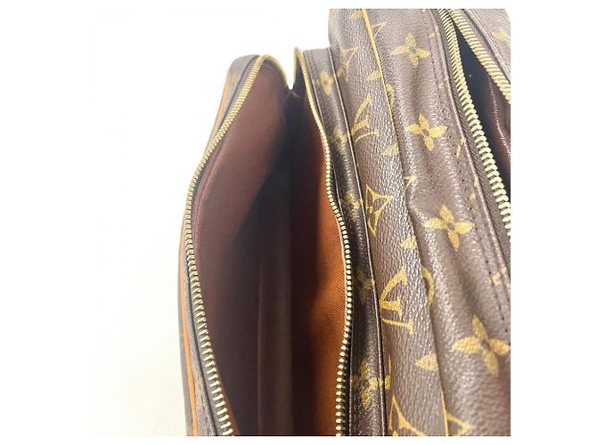 Bolso de hombro Louis Vuitton Nile Castaño - vista 6