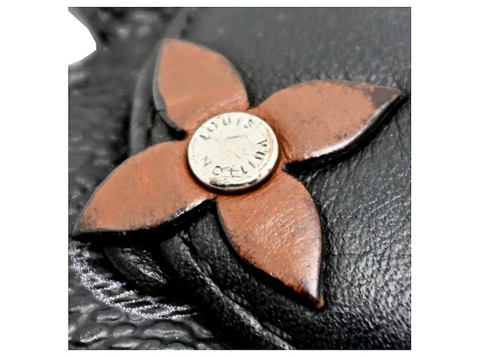 Vivienne Portachiavi Louis Vuitton Monogram Eclipse Nero - vista 6