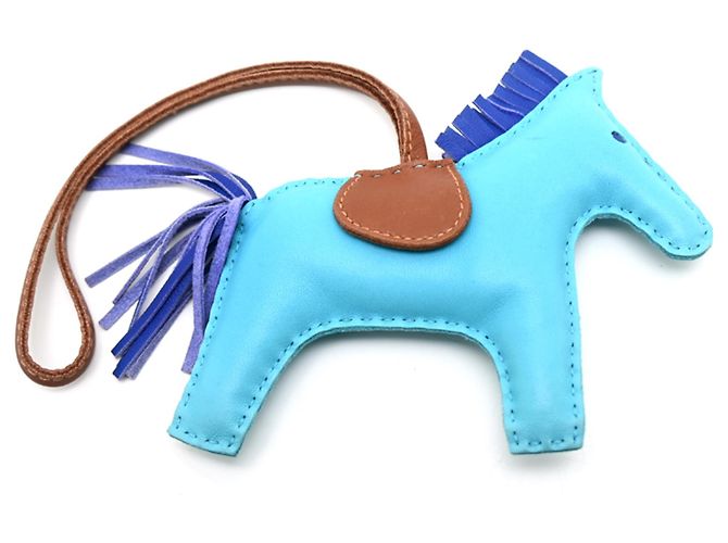 Hermès Hermes Rodeo Charm MM in Agneau Milo Marrone Blu - vista 2