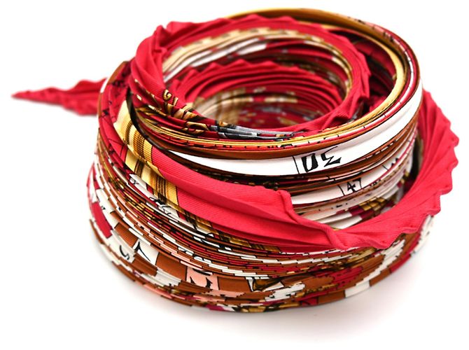 Hermès Foulard Hermes Pleated Carre DIES ET HORE da donna Bianco Rosso - vista 2