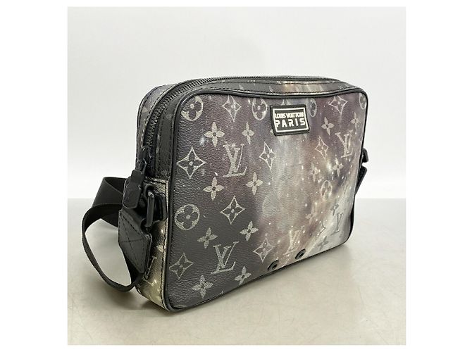 Borsa a tracolla Louis Vuitton Monogram Galaxy Alpha Nero - vista 2
