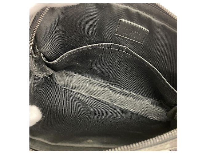 Borsa a tracolla Louis Vuitton Monogram Galaxy Alpha Nero - vista 4