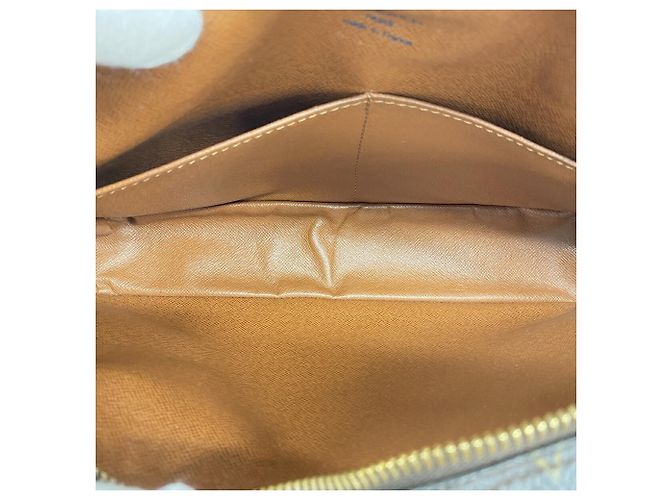 Borsa a Clutch Louis Vuitton Monogram Compiegne 28 Marrone - vista 4