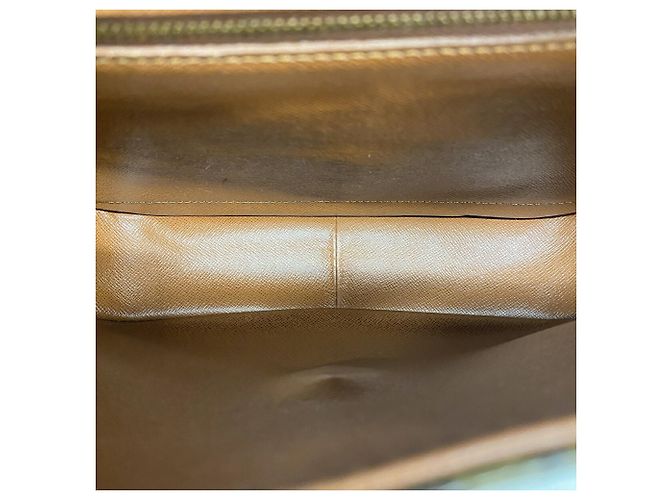 Borsa a tracolla Louis Vuitton Monogram Saint Cloud GM Marrone - vista 4