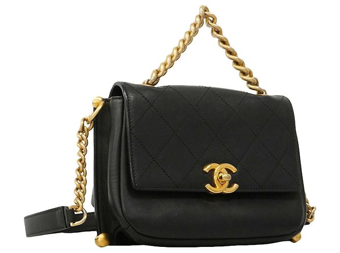 Borsa a tracolla Chanel in pelle Matelassé Nero - vista 2