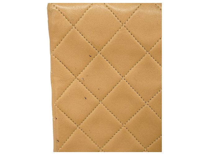 Borsa a tracolla con catena Chanel Matelassé Beige - vista 9