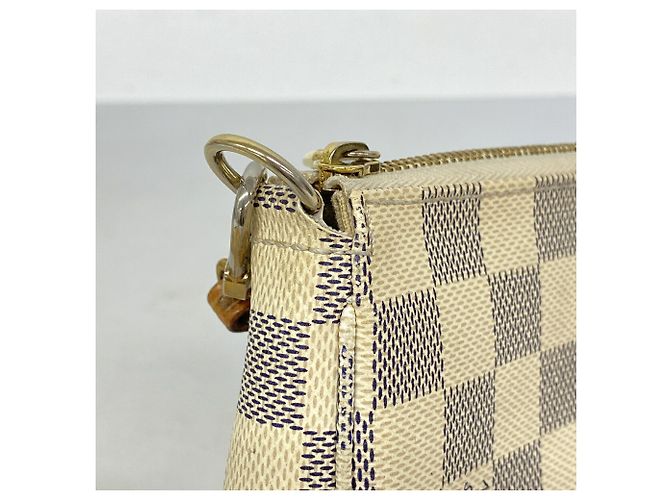 Louis Vuitton Damier Azur Pochette Accessoires Bianco - vista 7