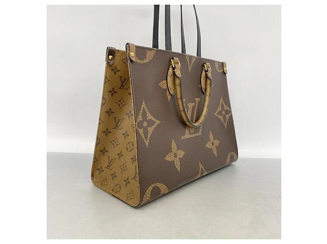 Borsa Tote Louis Vuitton Monogram Giant Reverse OnTheGo MM Marrone - vista 2