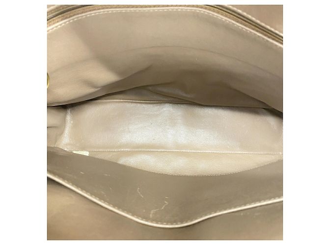 Borsa a tracolla con catena Chanel Mademoiselle Marrone chiaro - vista 4