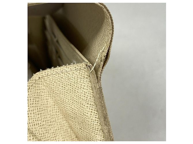 Louis Vuitton Damier Azur Portefeuille Sarah Long Wallet Bianco - vista 7