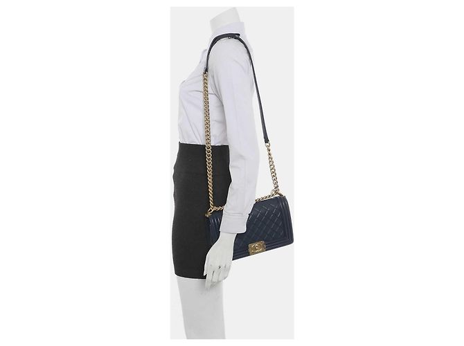 Chanel Boy Medium Blu Navy Pelle d'Agnello Blu scuro - vista 2