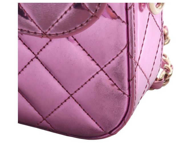 Chanel Pink Mini Quilted Metallic Mirror Calfskin Hollywood Boulevard Flap Rosa - vista 15