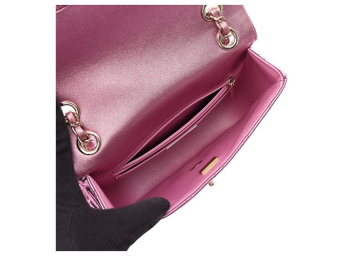 Chanel Pink Mini Quilted Metallic Mirror Calfskin Hollywood Boulevard Flap Rosa - vista 3
