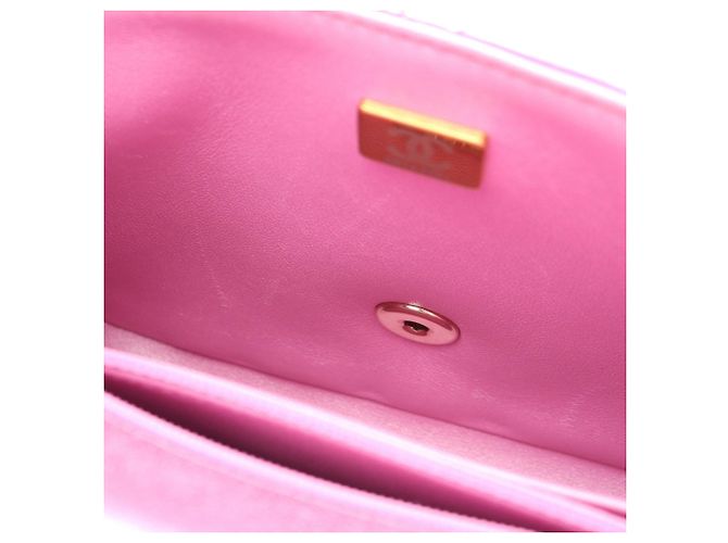 Chanel Pink Mini Quilted Metallic Mirror Calfskin Hollywood Boulevard Flap Rosa - vista 6