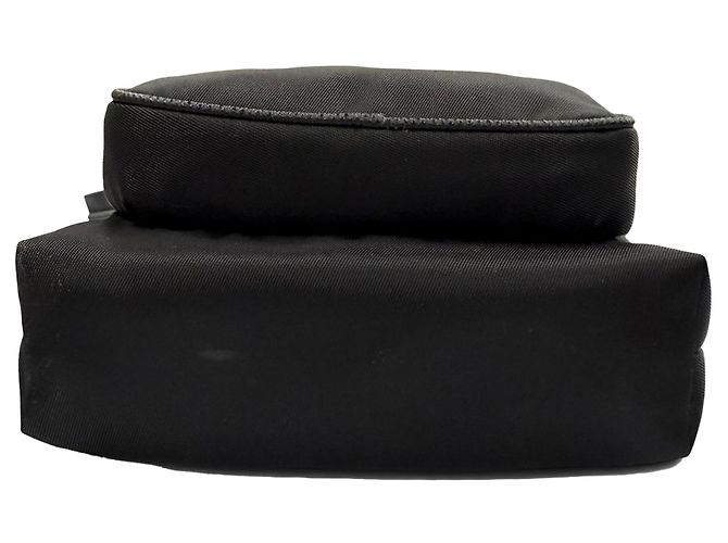 Funda para smartphone Prada en Re-Nylon negro con ribetes de Saffiano - vista 4