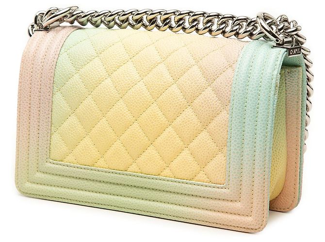 Chanel Green Small Quilted Caviar Rainbow Boy Flap Verde - vista 2