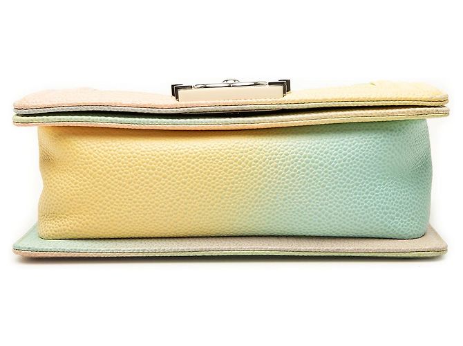 Chanel Green Small Quilted Caviar Rainbow Boy Flap Verde - vista 3