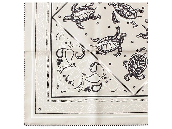 Hermès Seidentuch Les Tortues Brown 55 Braun Beige - Ansicht 10